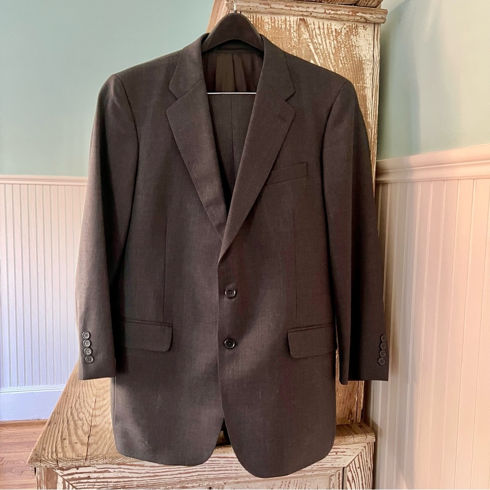 Tom James custom made gray suit with slacks. Blazer 44R, Slacks 34 waist
